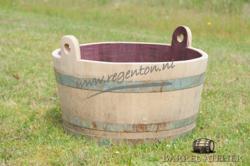  Wijnvat kuip met oren