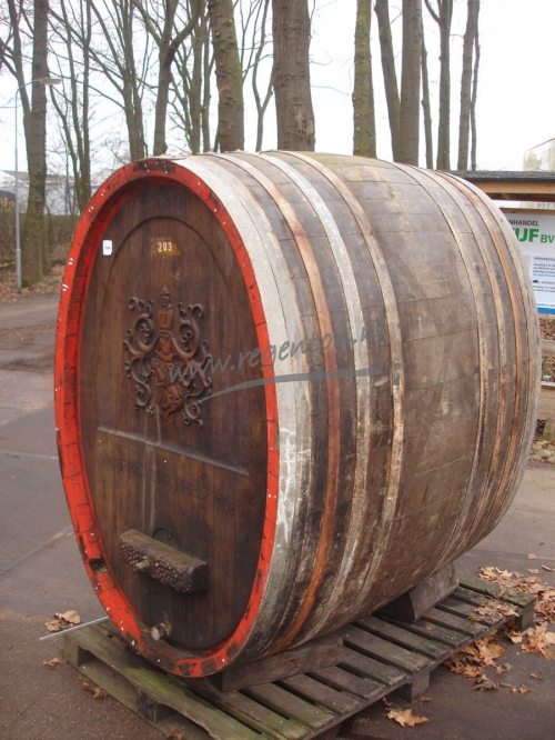  Vat Ovaal snijwerk 2950 liter