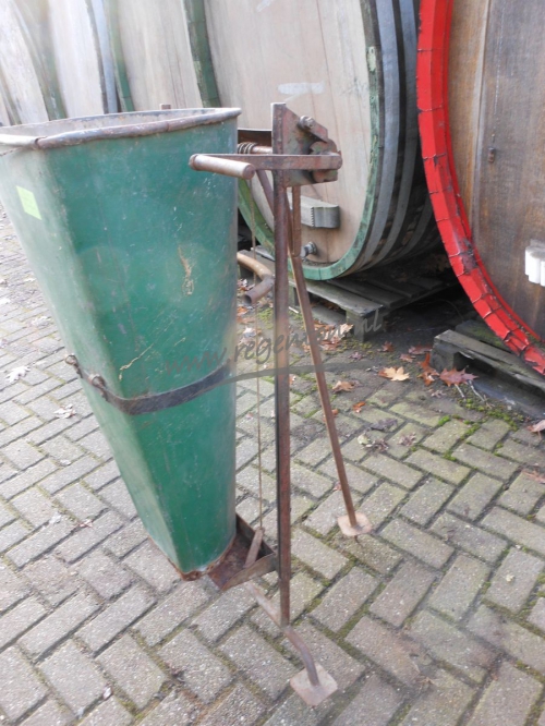  Wijnbak met hefstandaard